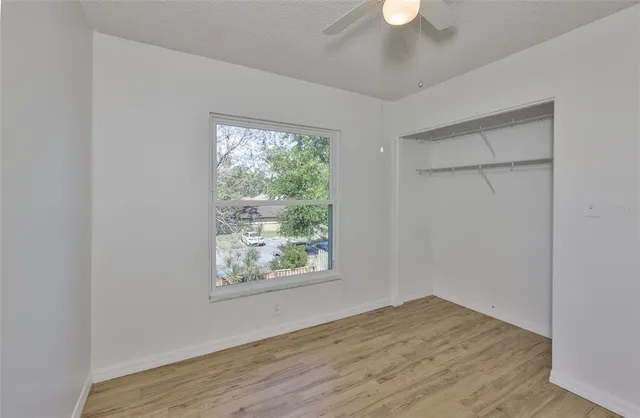 $2,395 | 14805 Lake Forest Drive, Lutz, FL 33559