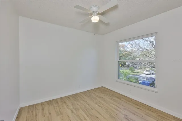 $2,395 | 14805 Lake Forest Drive, Lutz, FL 33559