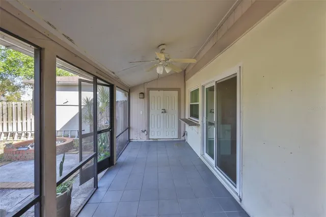 $2,395 | 14805 Lake Forest Drive, Lutz, FL 33559