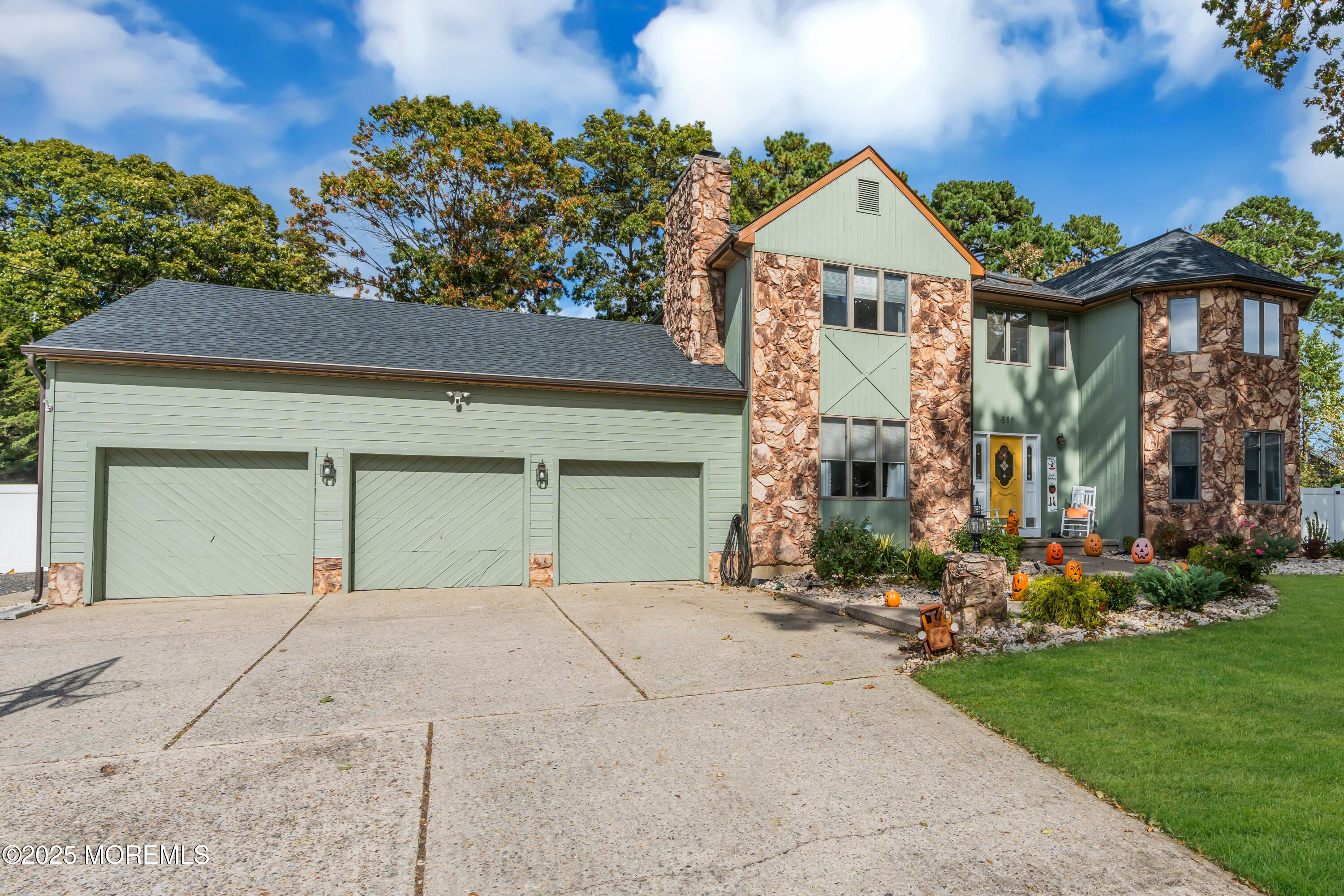 581 Winding River Road Brick, NJ 08724 - Photo 7 of 91 002_crop2_282