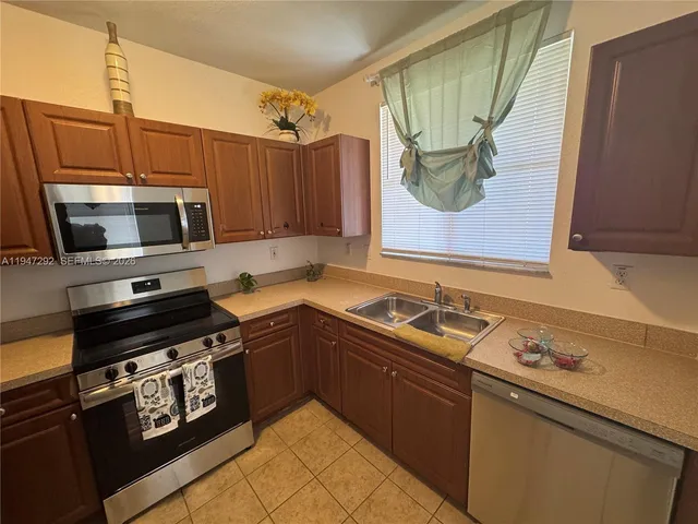 $2,850 | 17331 Northwest 7th Avenue, Unit 109, Miami Gardens, FL 33169