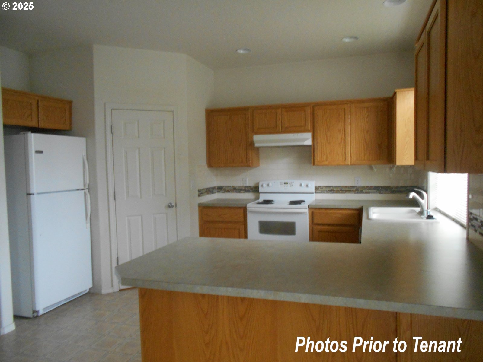 16300 Northeast 43rd Way Vancouver, WA 98682 - Photo 4 of 24