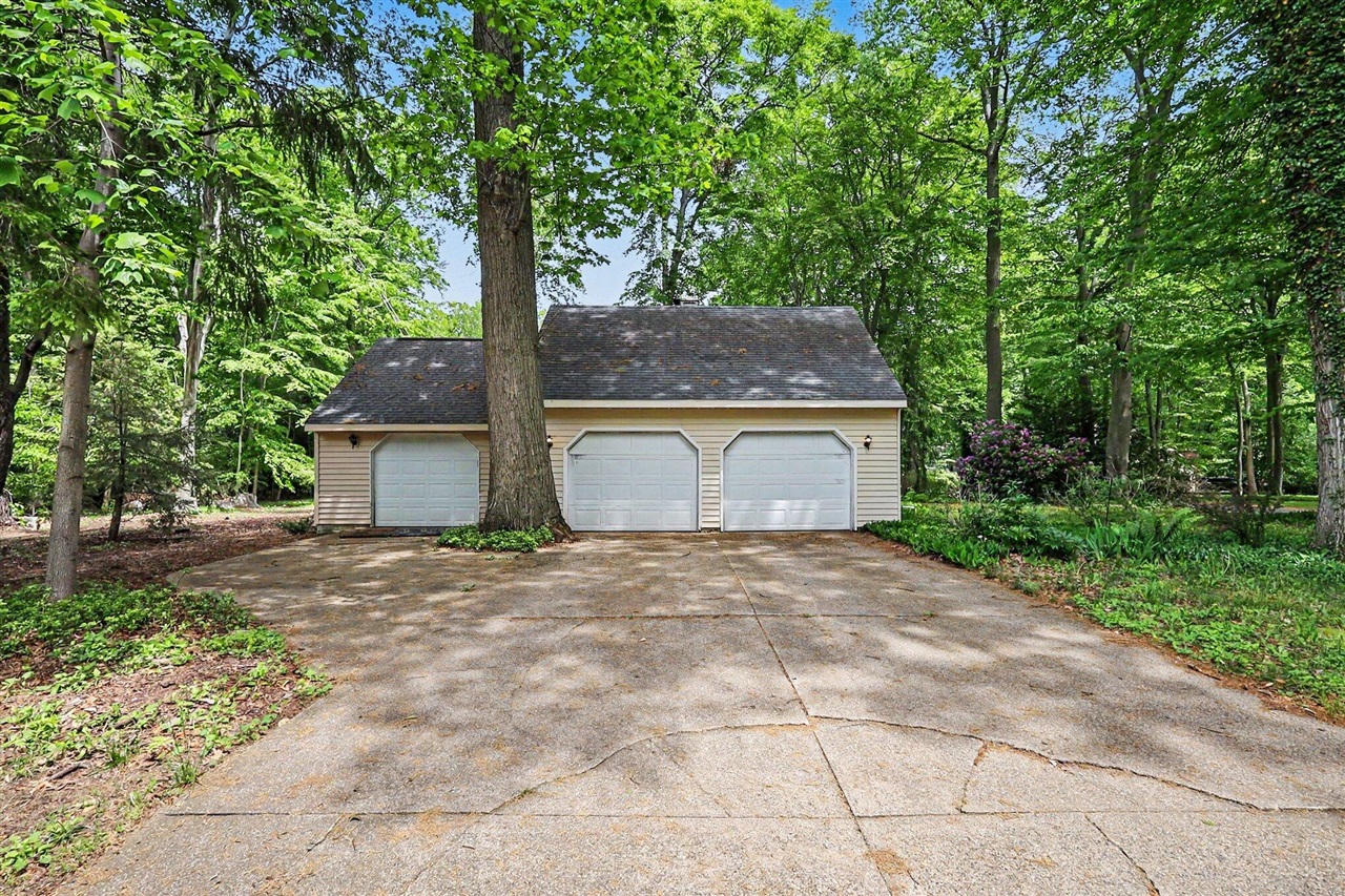 280 Portchester Road Holland, MI 49424 - Photo 26 of 31