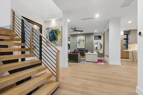 $2,945,000 | 2102 Tangley Street, Houston, TX 77005