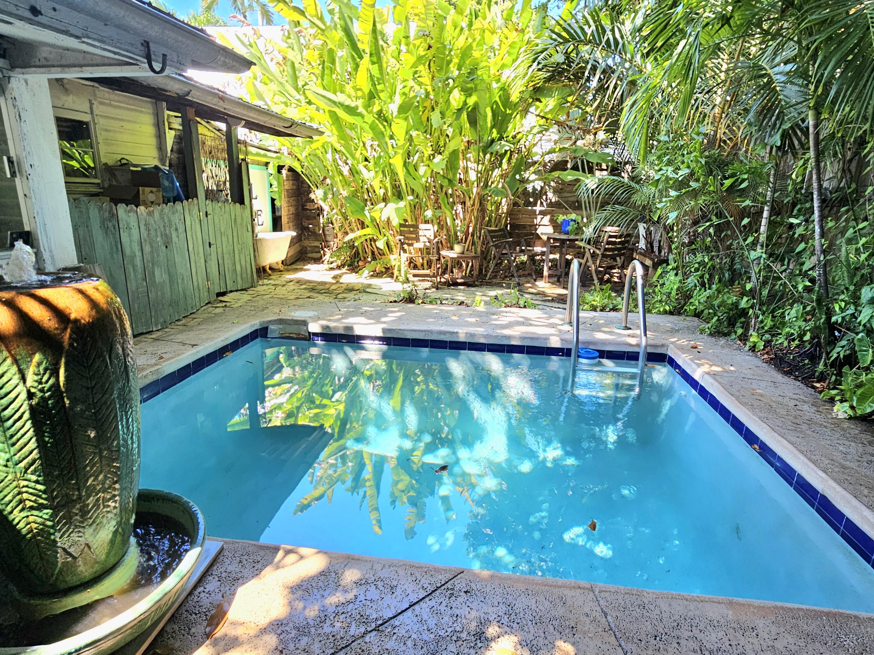 1015 Angela Street Key West, FL 33040 - Photo 16 of 42 20240922_131818