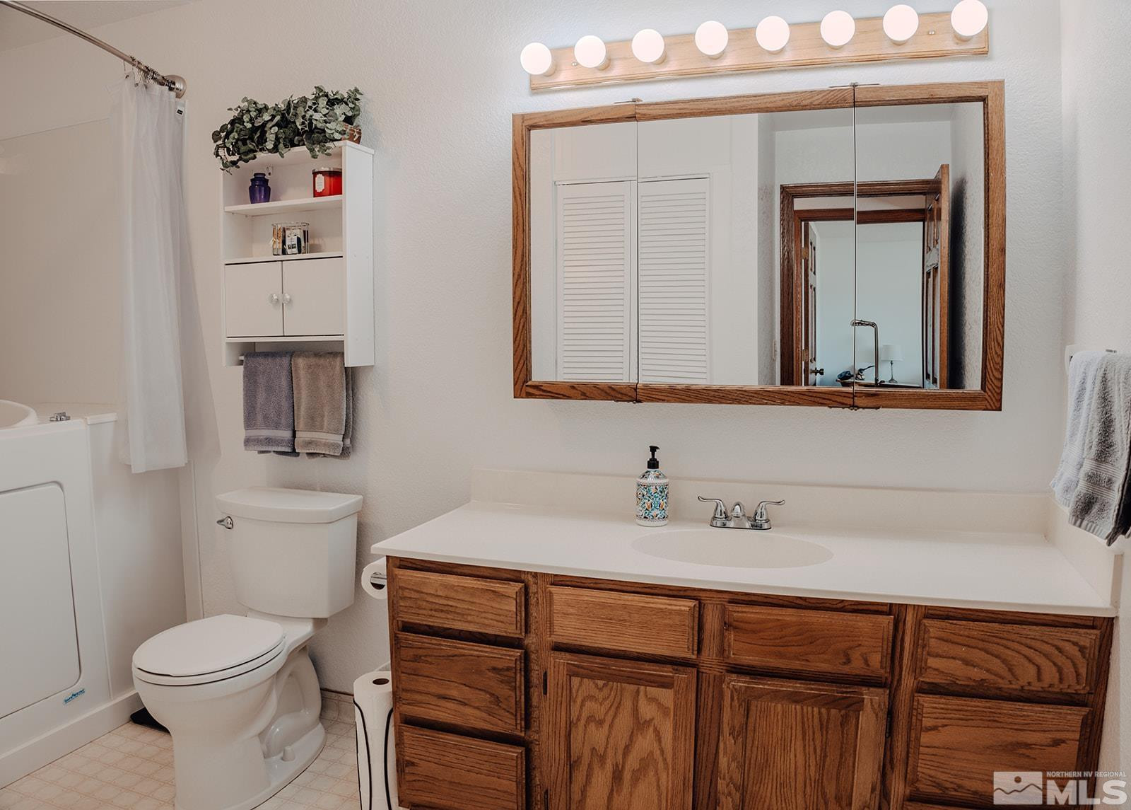 2521 East Valley Road Minden, NV 89423 - Photo 27 of 31 Photo 25