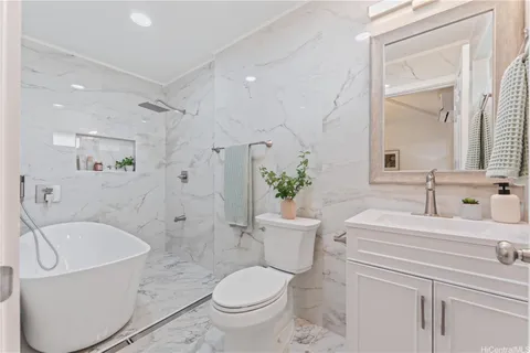 $1,290,000 | 94-84 Keahilele Street, Mililani, HI 96789