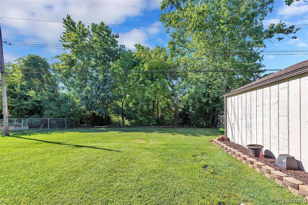 48101 Fuller Road Chesterfield, MI 48051 - Photo 20 of 20