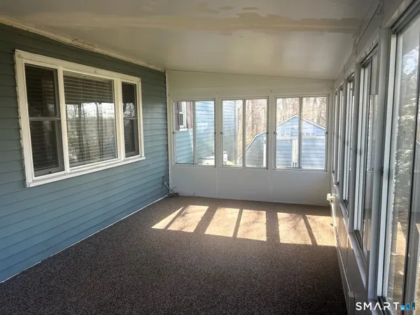 $94,900 | 54 Stonewood Terrace, Vernon, CT 06066