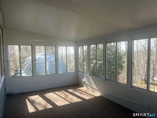 $94,900 | 54 Stonewood Terrace, Vernon, CT 06066