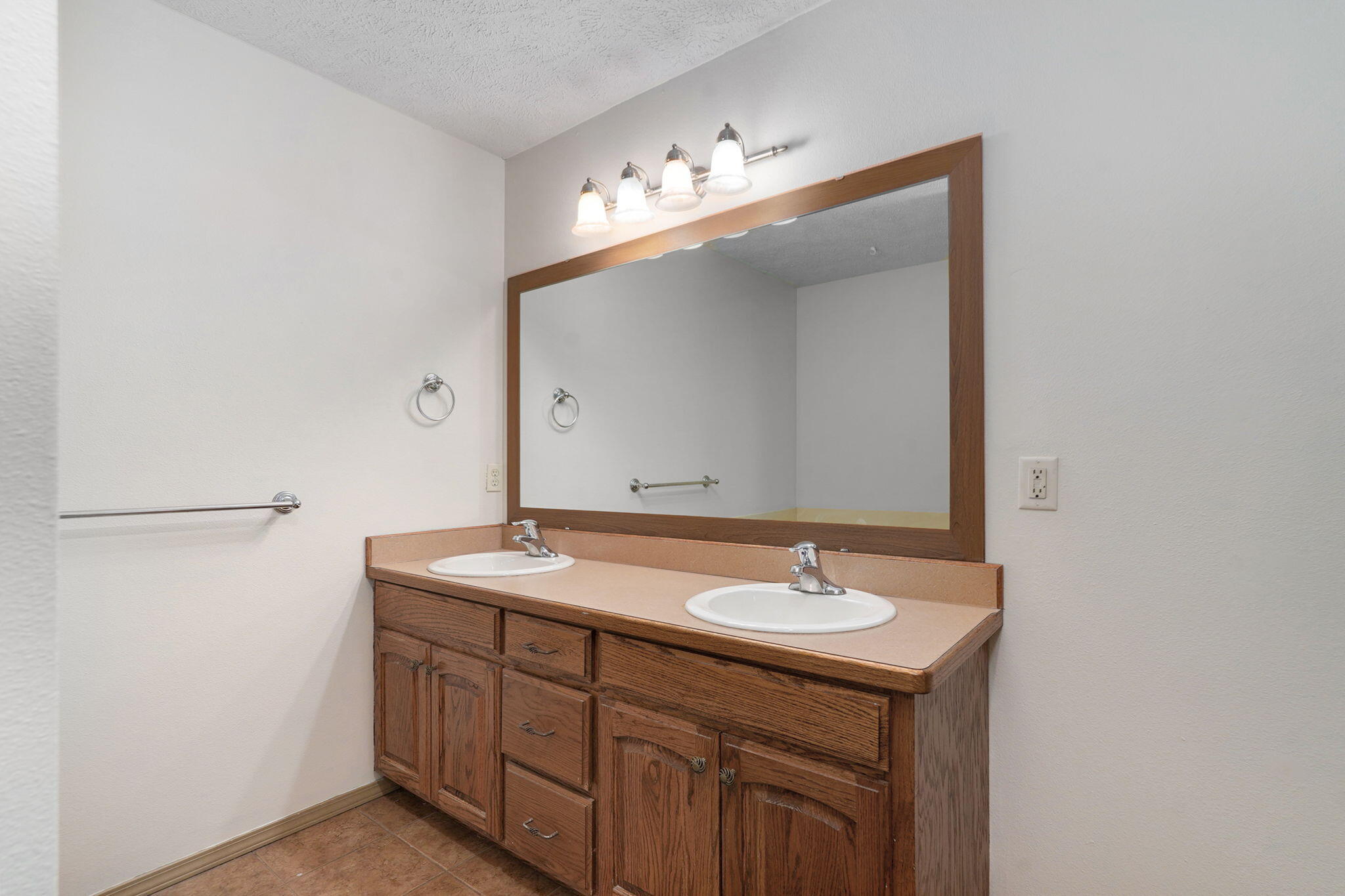 394 Jace Road Billings, MO 65610 - Photo 13 of 34 394 Jace Rd-11