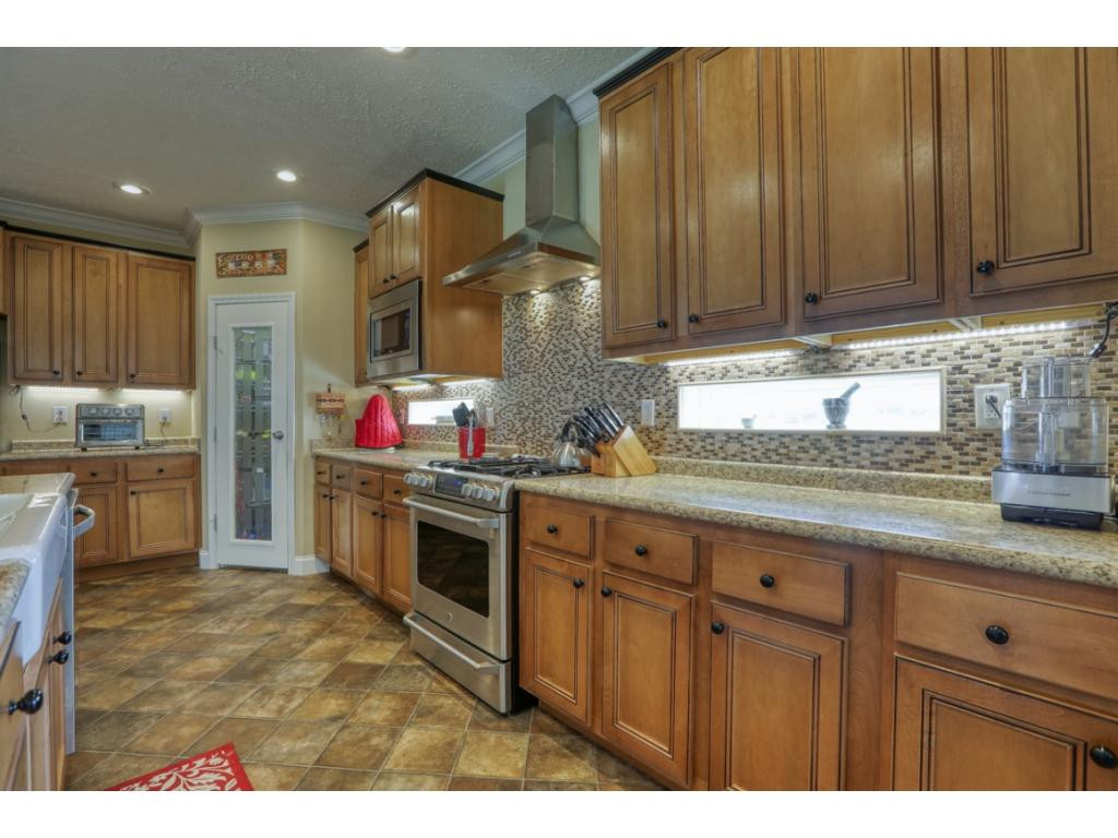 285 Stockton Road Chuckey, TN 37641 - Photo 9 of 24 Photo 9