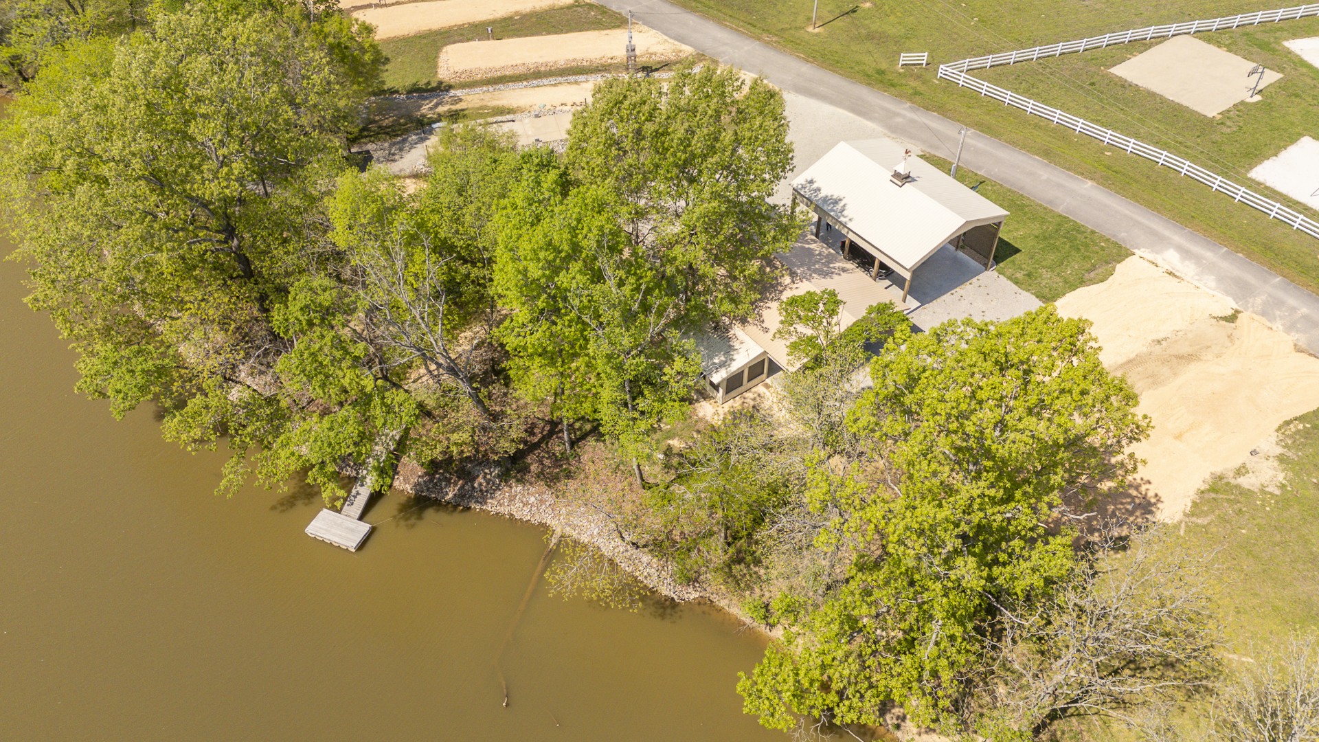 368 Duck Blind Road Clifton, TN 38425 - Photo 1 of 58