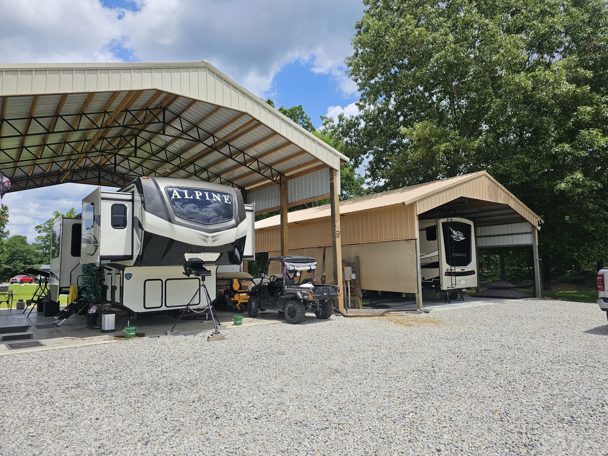 368 Duck Blind Road Clifton, TN 38425 - Photo 2 of 46 a view of a car park in front of house