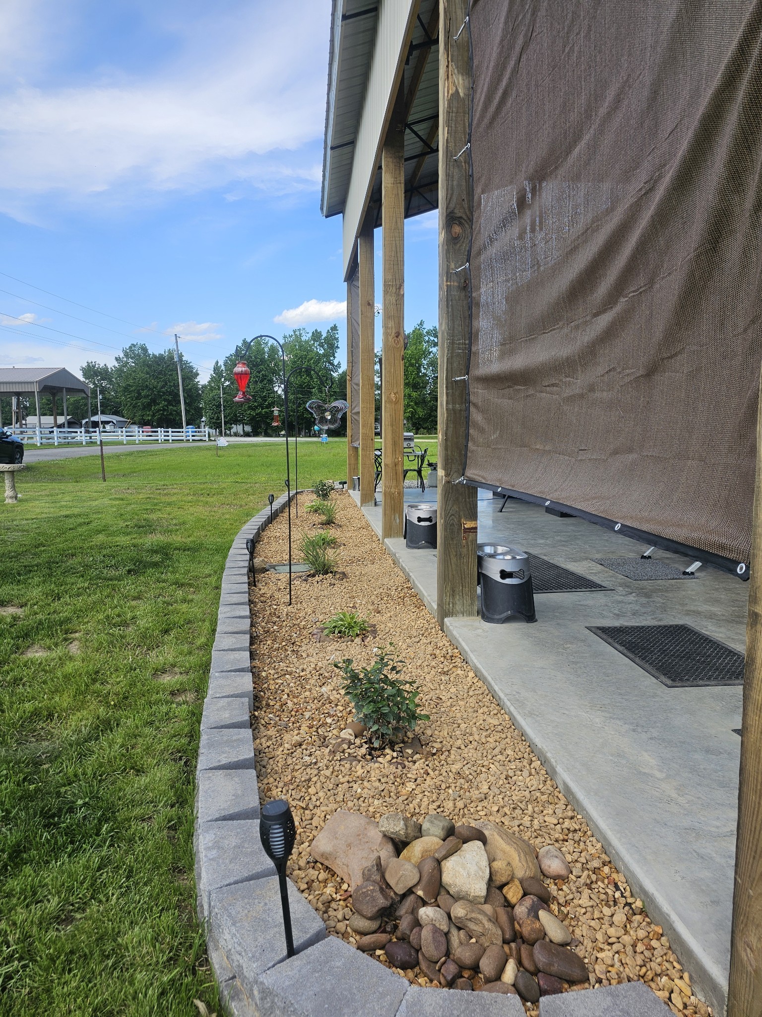368 Duck Blind Road Clifton, TN 38425 - Photo 25 of 46 a view of a backyard with sitting area