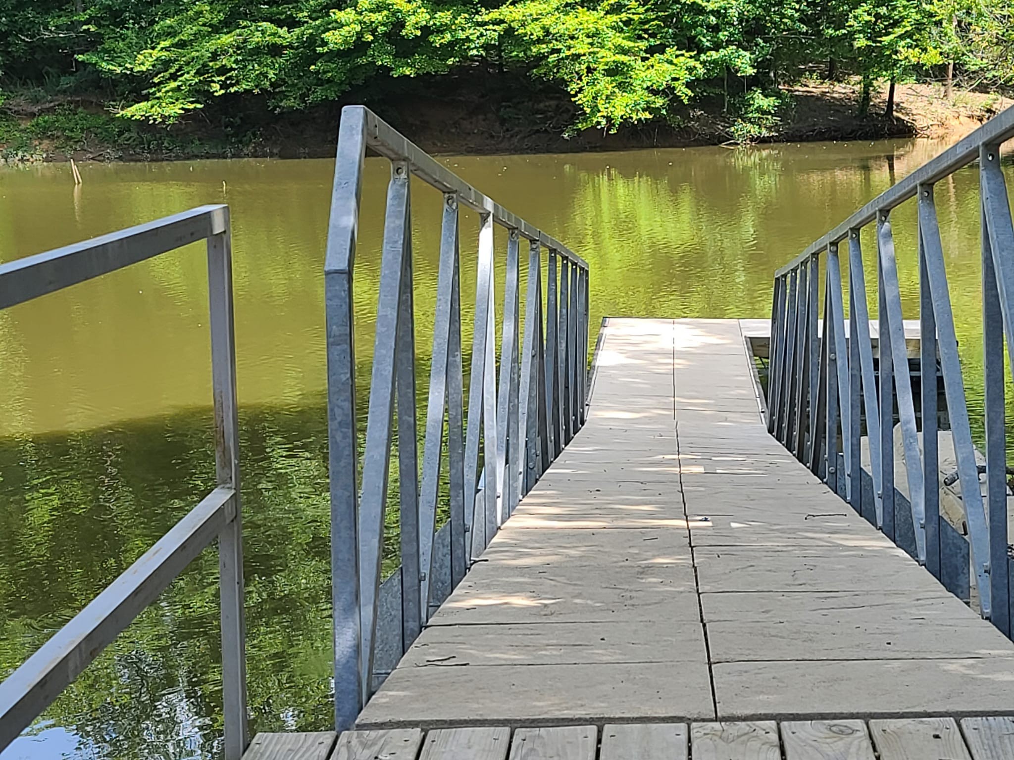 368 Duck Blind Road Clifton, TN 38425 - Photo 37 of 46 a view of a balcony with lake view