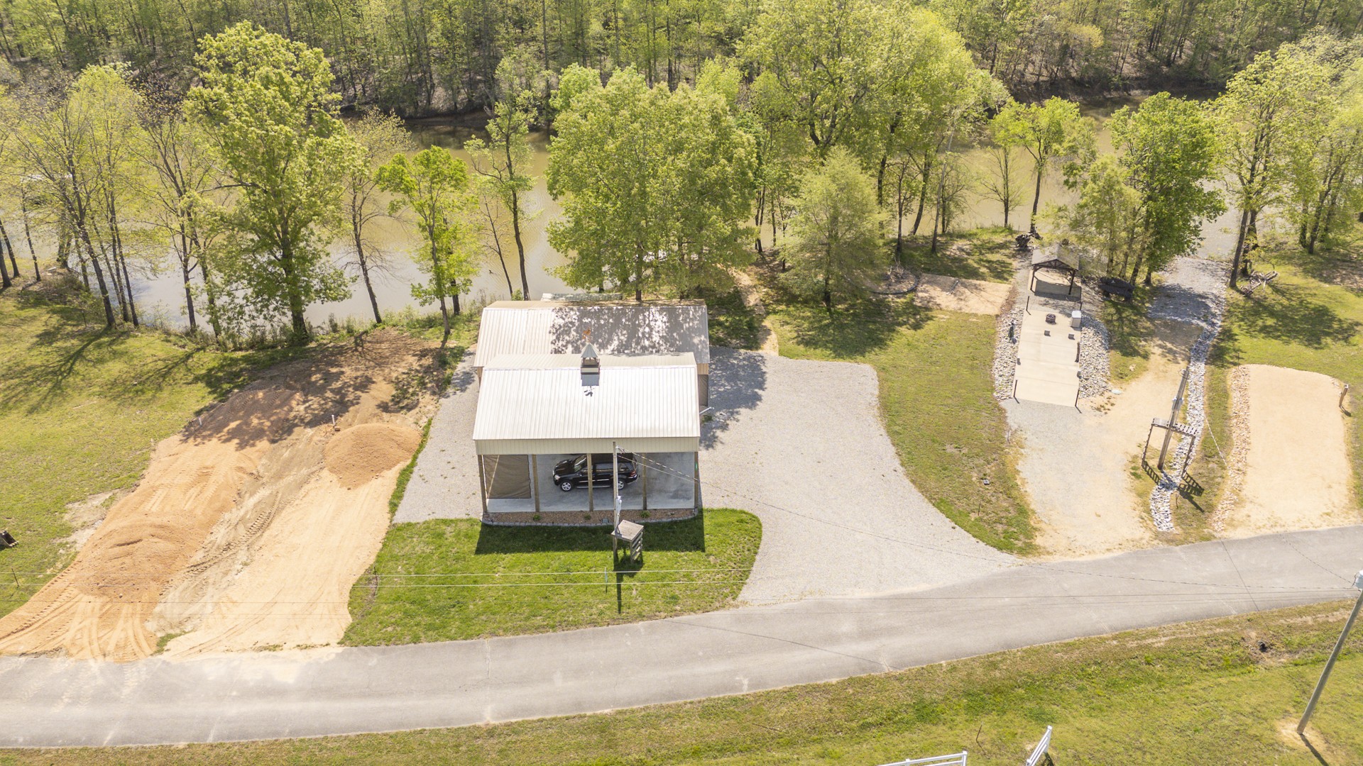 368 Duck Blind Road Clifton, TN 38425 - Photo 4 of 58