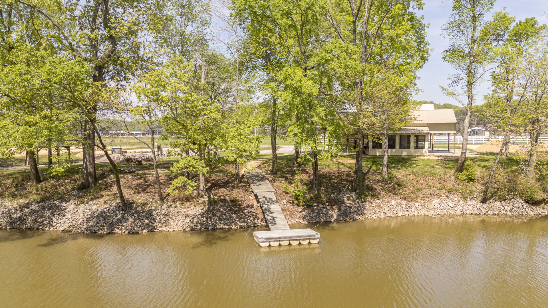 368 Duck Blind Road Clifton, TN 38425 - Photo 8 of 58