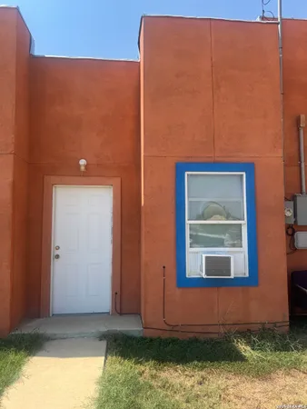 $550 | 1816 Old Pioneer Road, Unit 2, Eagle Pass, TX 78852