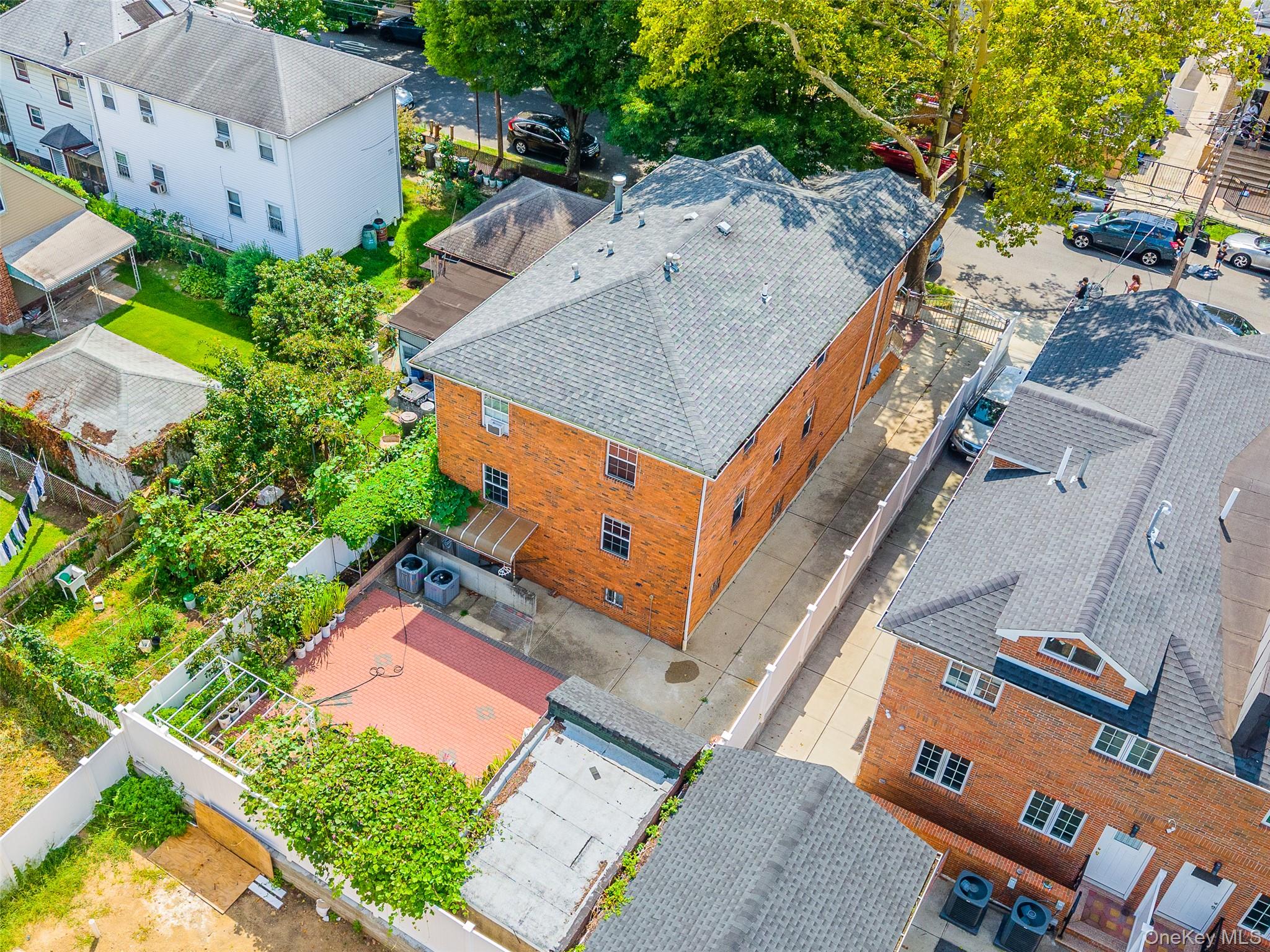 158-39 77th Road Queens, NY 11366 - Photo 31 of 33 Gallery Image 31