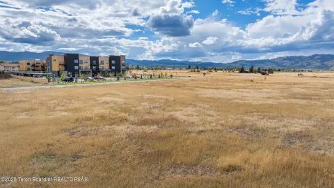 $995,000 | 342 Larkspur Avenue, Victor, ID 83455