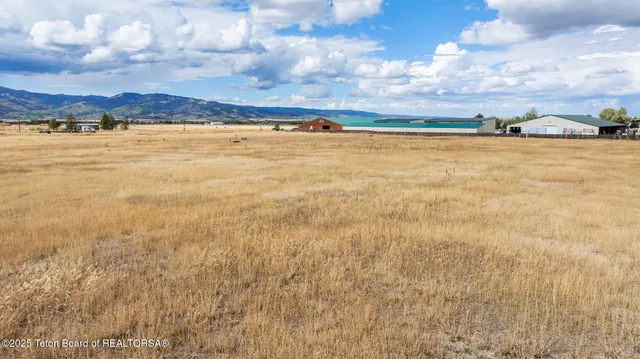 $995,000 | 342 Larkspur Avenue, Victor, ID 83455