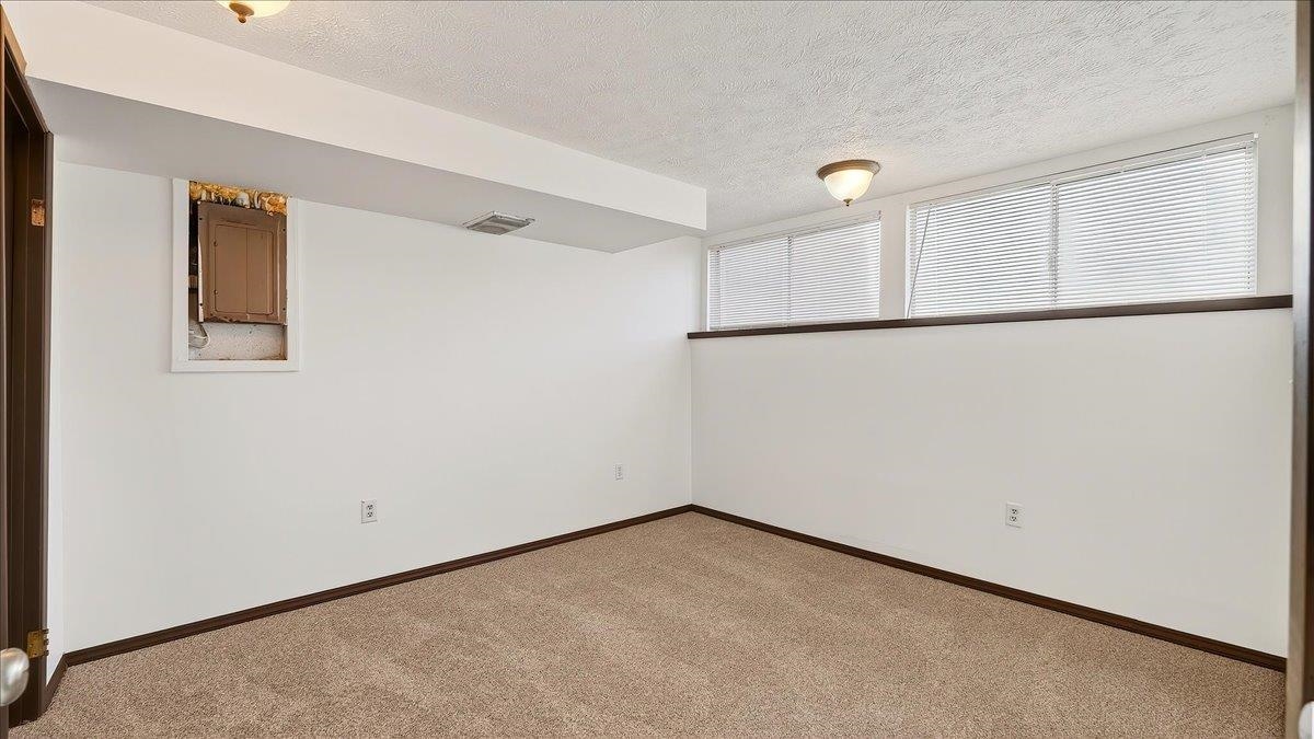 1523 South Dartmouth Road Spokane Valley, WA 99206 - Photo 26 of 35