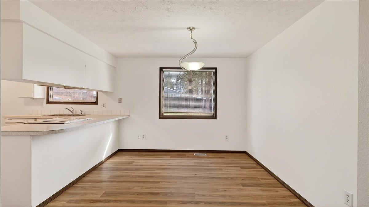 1523 South Dartmouth Road Spokane Valley, WA 99206 - Photo 7 of 35