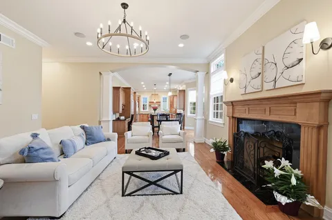 $1,525,000 | 5412 Franklin Avenue, Western Springs, IL 60558