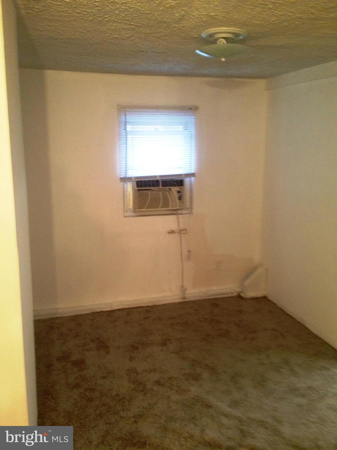 5911 Addison Road Capitol Heights, MD 20743 - Photo 8 of 29 UPSTAIRS APT - DINING ROOM