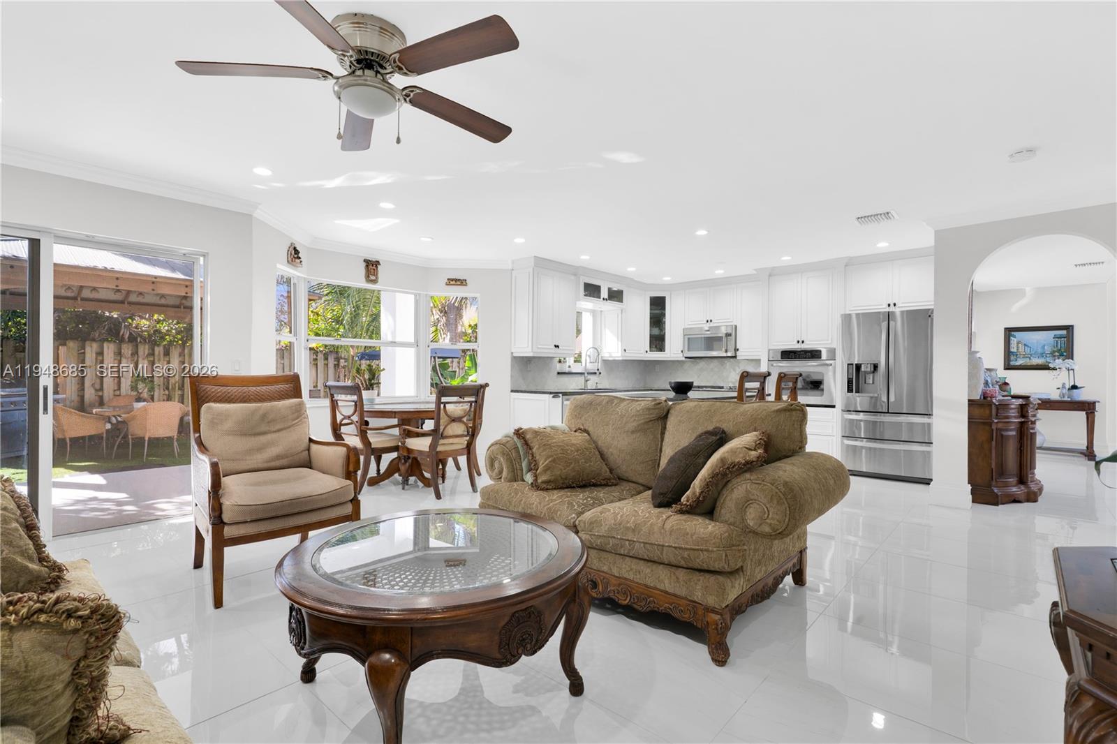 15588 Southwest 95th Street Miami, FL 33196 - Photo 12 of 34