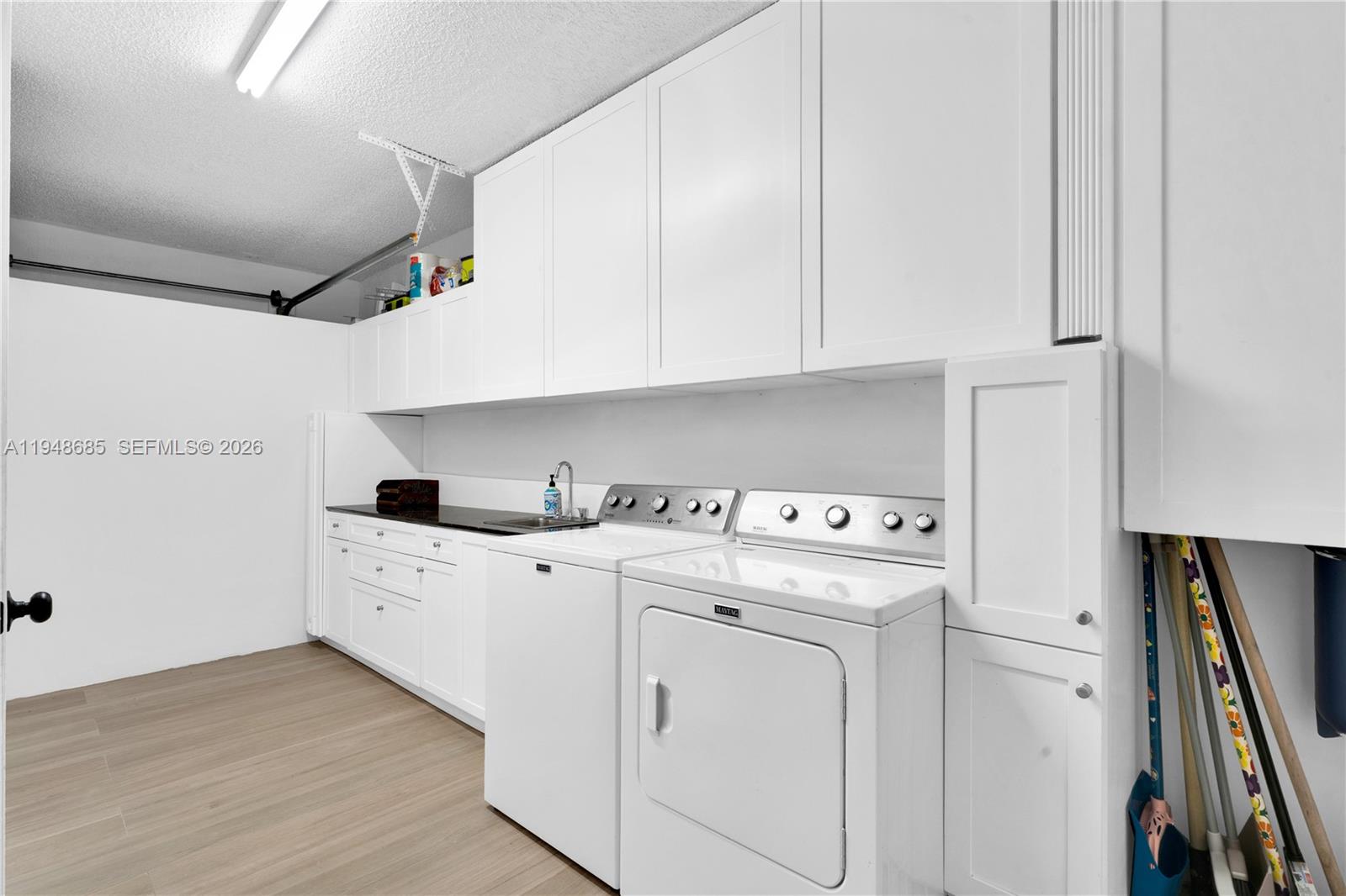 15588 Southwest 95th Street Miami, FL 33196 - Photo 28 of 34