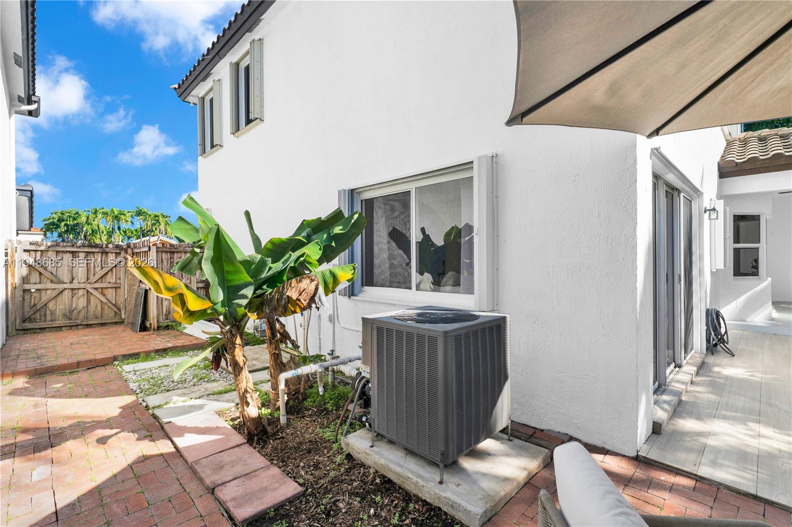 15588 Southwest 95th Street Miami, FL 33196 - Photo 32 of 34