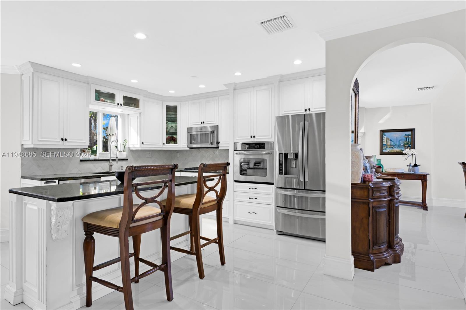 15588 Southwest 95th Street Miami, FL 33196 - Photo 9 of 34