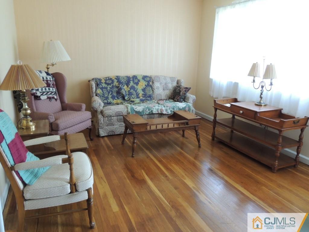 32 Piersoll Road Old Bridge, NJ 08857 - Photo 4 of 14 Gallery Image 4