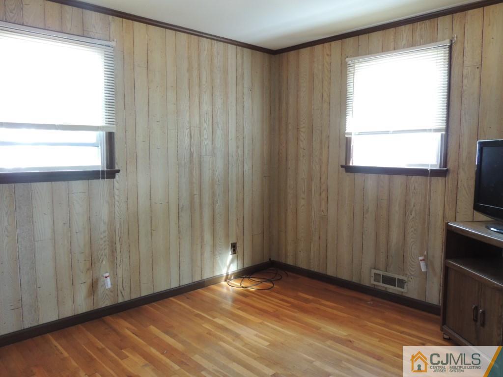 32 Piersoll Road Old Bridge, NJ 08857 - Photo 7 of 14 Gallery Image 7