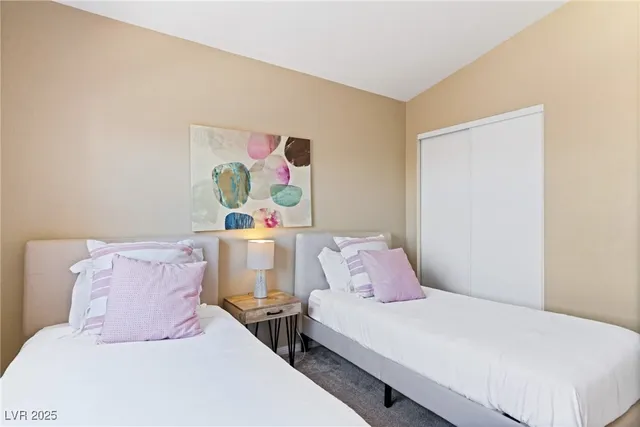 $2,900 | 8213 Grassy Point Circle, Las Vegas, NV 89145