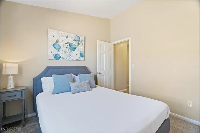 $2,900 | 8213 Grassy Point Circle, Las Vegas, NV 89145