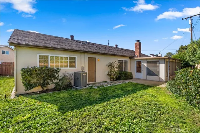 a house view with a outdoor space