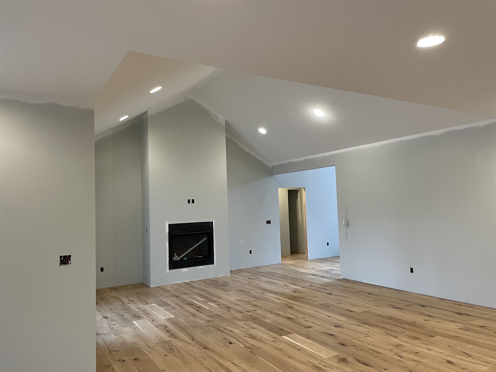 5343 Earl Young Road Bloomington, IN 47408 - Photo 4 of 14 Gallery Image 4