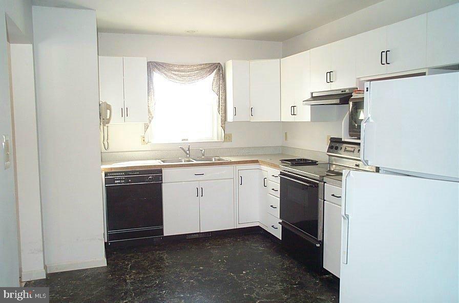 599 Owl Hill Road Lititz, PA 17543 - Photo 4 of 13