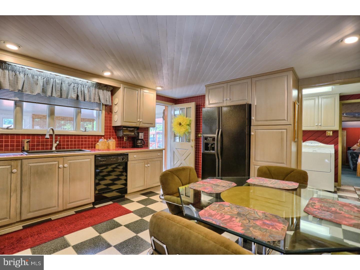 1877 Friedensburg Road Reading, PA 19606 - Photo 12 of 25 Gallery Image 12