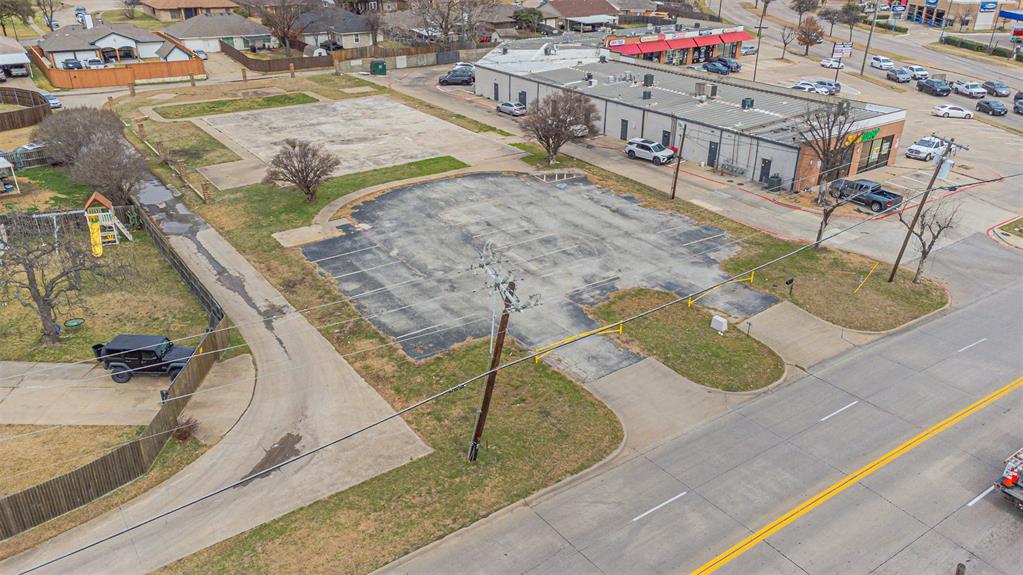 1019 Tripp Road Mesquite, TX 75150 - Photo 14 of 20 a view of a swimming pool with a patio
