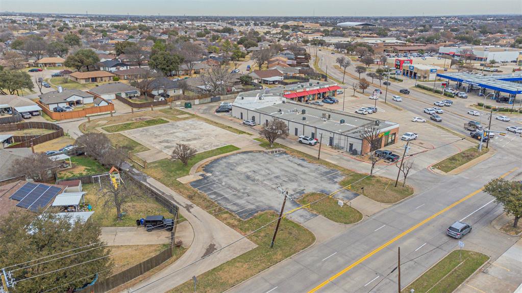 1019 Tripp Road Mesquite, TX 75150 - Photo 15 of 20 an aerial view of residential houses with outdoor space