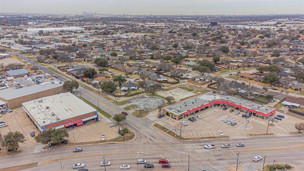 1019 Tripp Road Mesquite, TX 75150 - Photo 8 of 20 an aerial view of a houses with city view