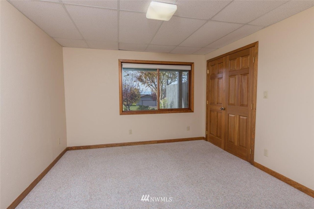 21 South Rhododendron Drive Port Townsend, WA 98368 - Photo 17 of 24 Gallery Image 17