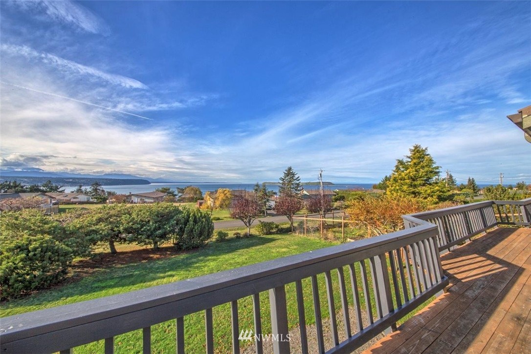 21 South Rhododendron Drive Port Townsend, WA 98368 - Photo 3 of 24 Gallery Image 3