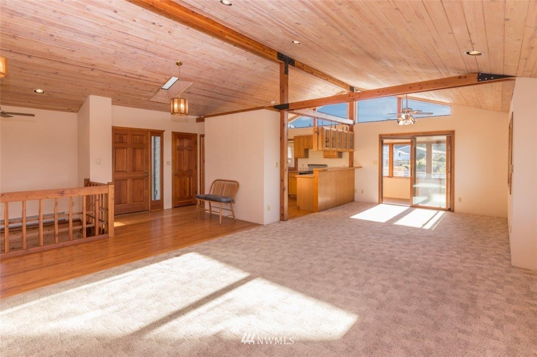 21 South Rhododendron Drive Port Townsend, WA 98368 - Photo 4 of 24 Gallery Image 4