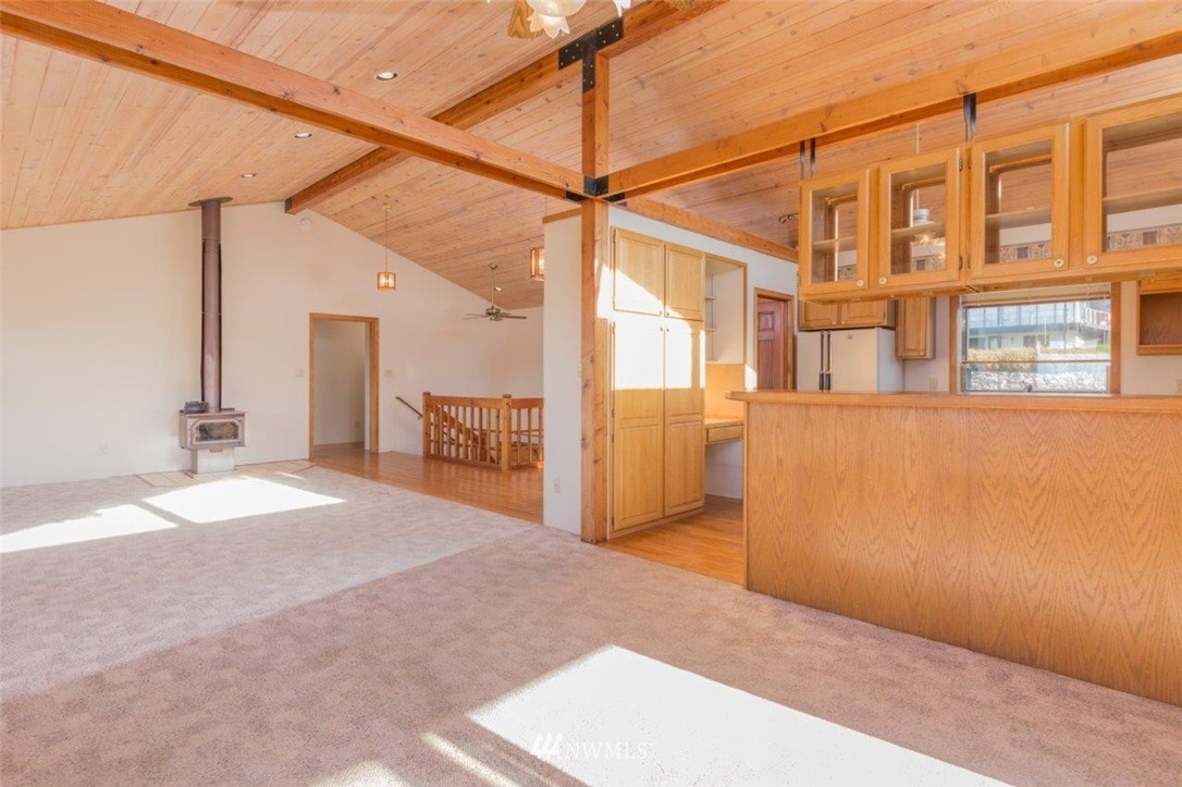 21 South Rhododendron Drive Port Townsend, WA 98368 - Photo 7 of 24 Gallery Image 7