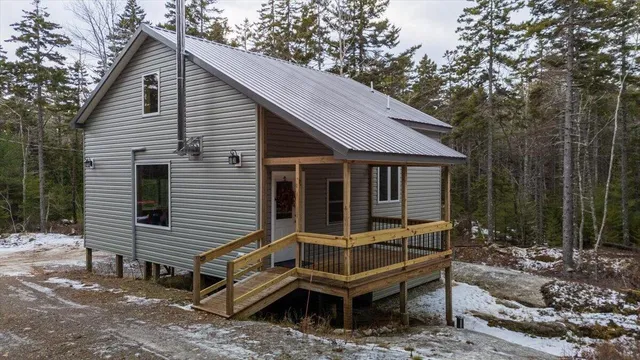 $419,000 | 391 Cape Newagen Road, Southport, ME 04576